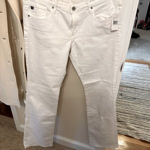 Paige white skinny boot jeans never worn tags still on